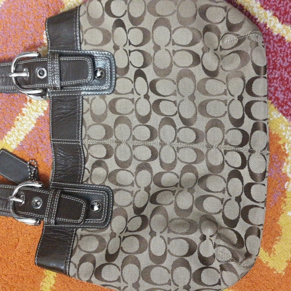 COACH SIGNATURE PLEATED BUCKLE TOTE F15047 - Picture 5 of 7